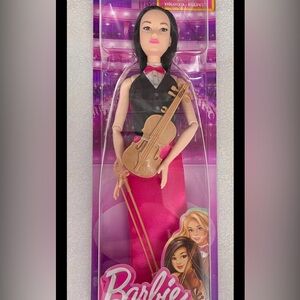 Barbie you can be anything violinist